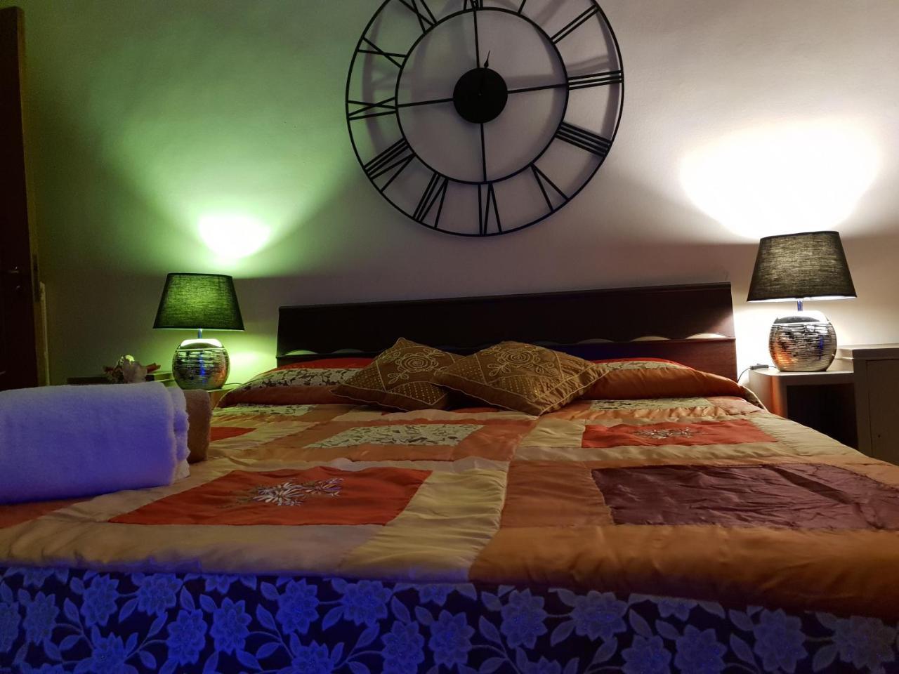 Guesthouse Angel & Manuel วิแตร์โบ ภายนอก รูปภาพ